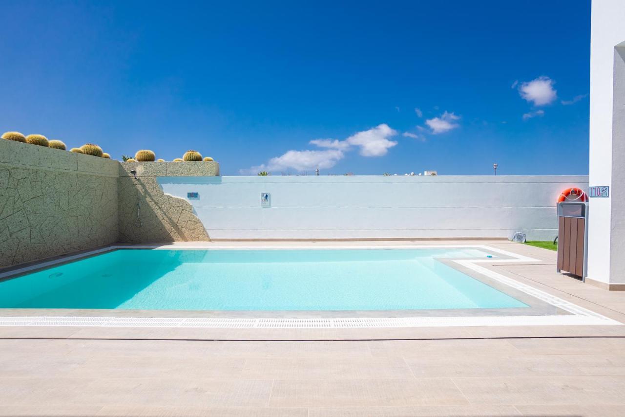 Sea Breeze Villas Lapa And Claca Playa Blanca  Kültér fotó