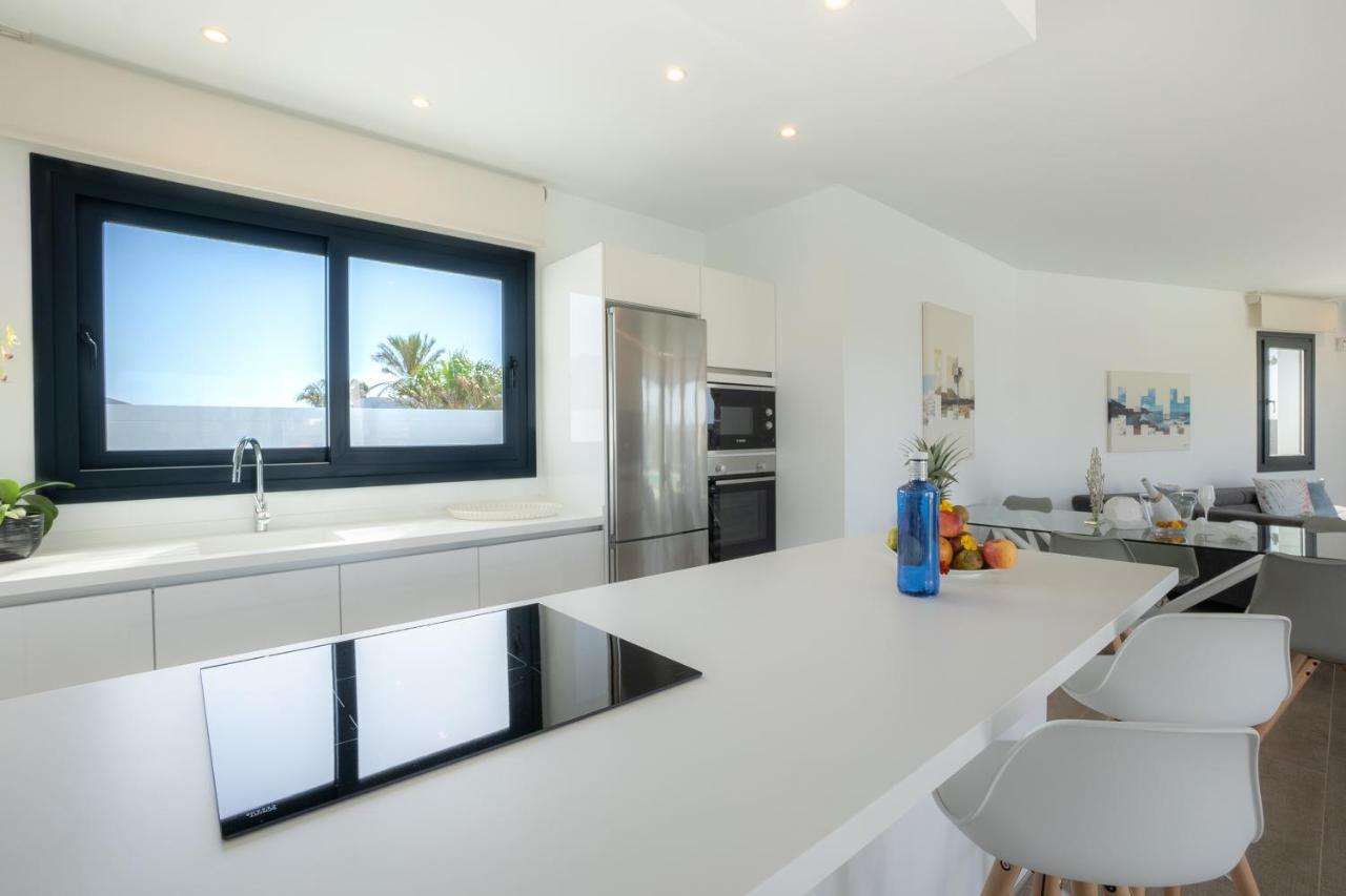 Sea Breeze Villas Lapa And Claca Playa Blanca  Kültér fotó