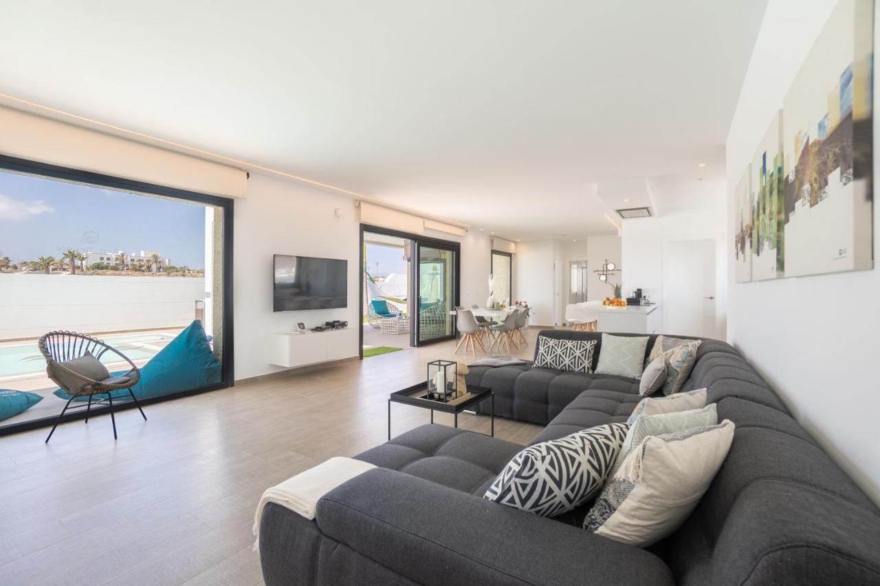 Sea Breeze Villas Lapa And Claca Playa Blanca  Kültér fotó